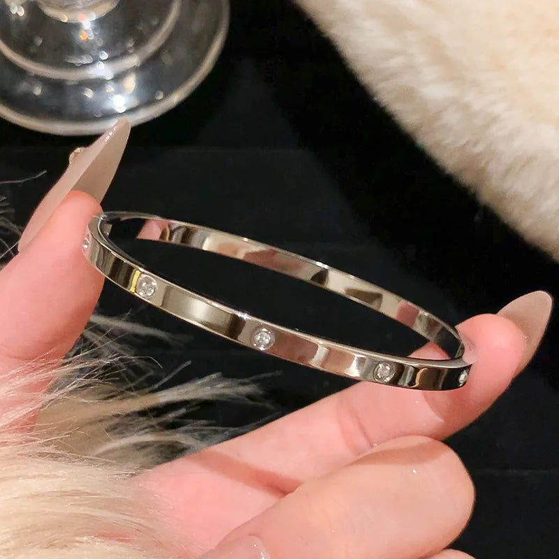 1pc Titanium Steel Silver Bracelet, Fashionable Classic Style, Stainless Steel Bracelet,Inlaid With Zircon,
