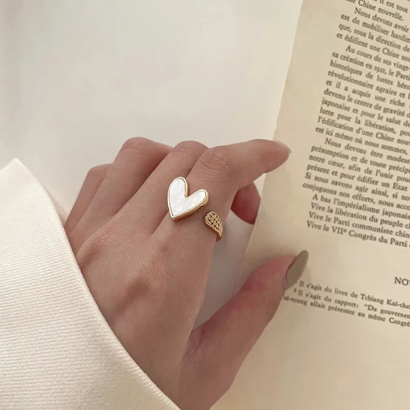 GUFTM Fashion Cute Shell Heart Rings for Women Girls Elegant Temperamental Gold Color Zircon Open Adjustable Ring