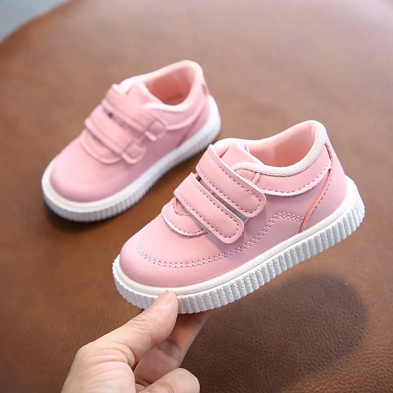 Kids Sneakers Girls Trainers Boys Shoes Children Leather Shoes White Black School Running Shoes Pink Sports Shoes Flexible Sole