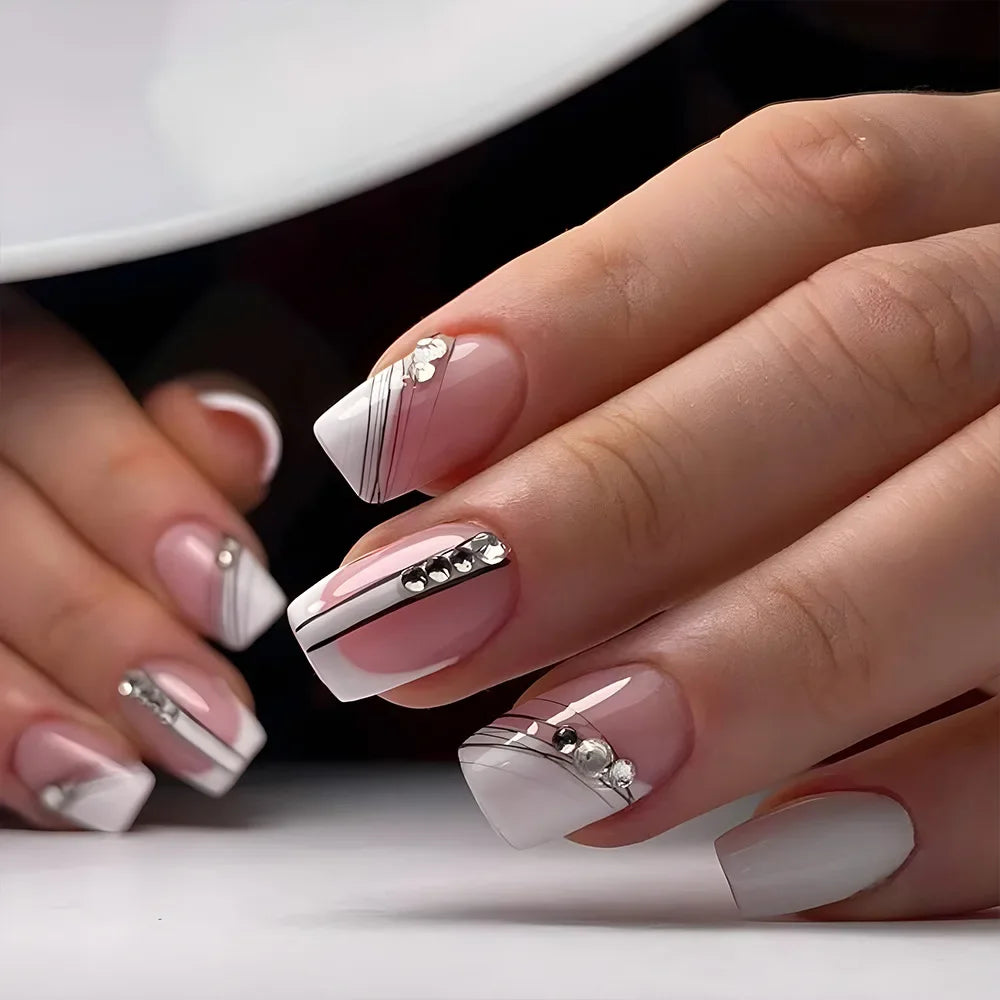 24Pcs Short Square False Nails Simple French Fake Nails Press on Nails Full Cover Nail Tips Detachable DIY Manicure