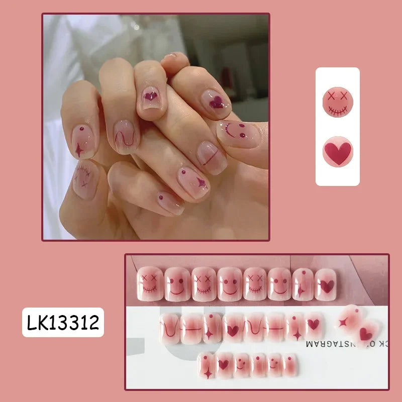 24Pcs New White Daisy Fake Nails Short Simple Detachable Wearable Armor Wearing Reusable False Nails Ballerina Press on Nail Set