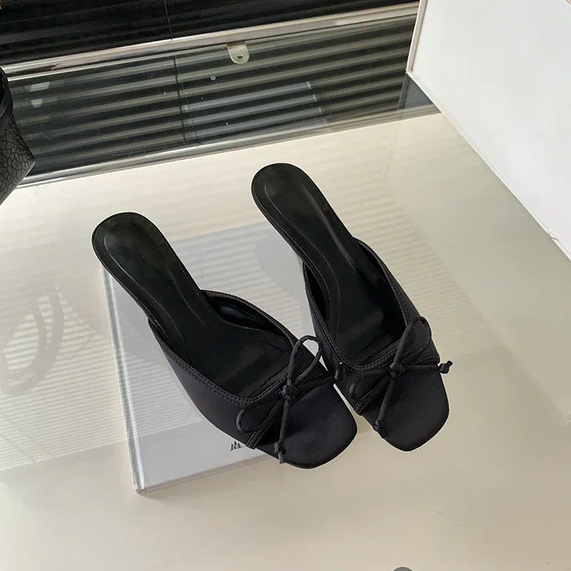 Aneikeh 2025 New Comfortable Low Heel Square Head Sandals Sweet Bow Silk Thick Heels