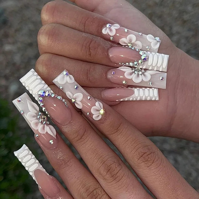 24pcs Artifical Fake Nails Long Coffin French Ballerina Wearable False Nail Tips Finished Rhinstones Flower Design Press on Nail