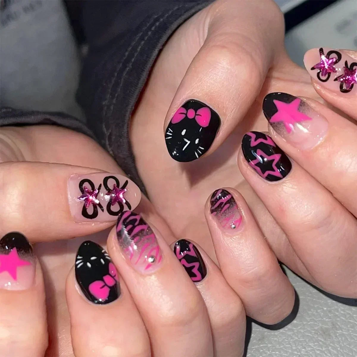 24pcs Detachable Short Press on Nails Y2k rhinestone False Nails with Glue Ballet Sweet Cool Girls Artificial False Nails Tips