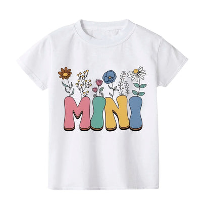 2pc Colorful Flower Letter MAMA and MINI Matching Family Outfits Mothers Day Gift Blessed Mommy and Kids Leisure Fun T-Shirt