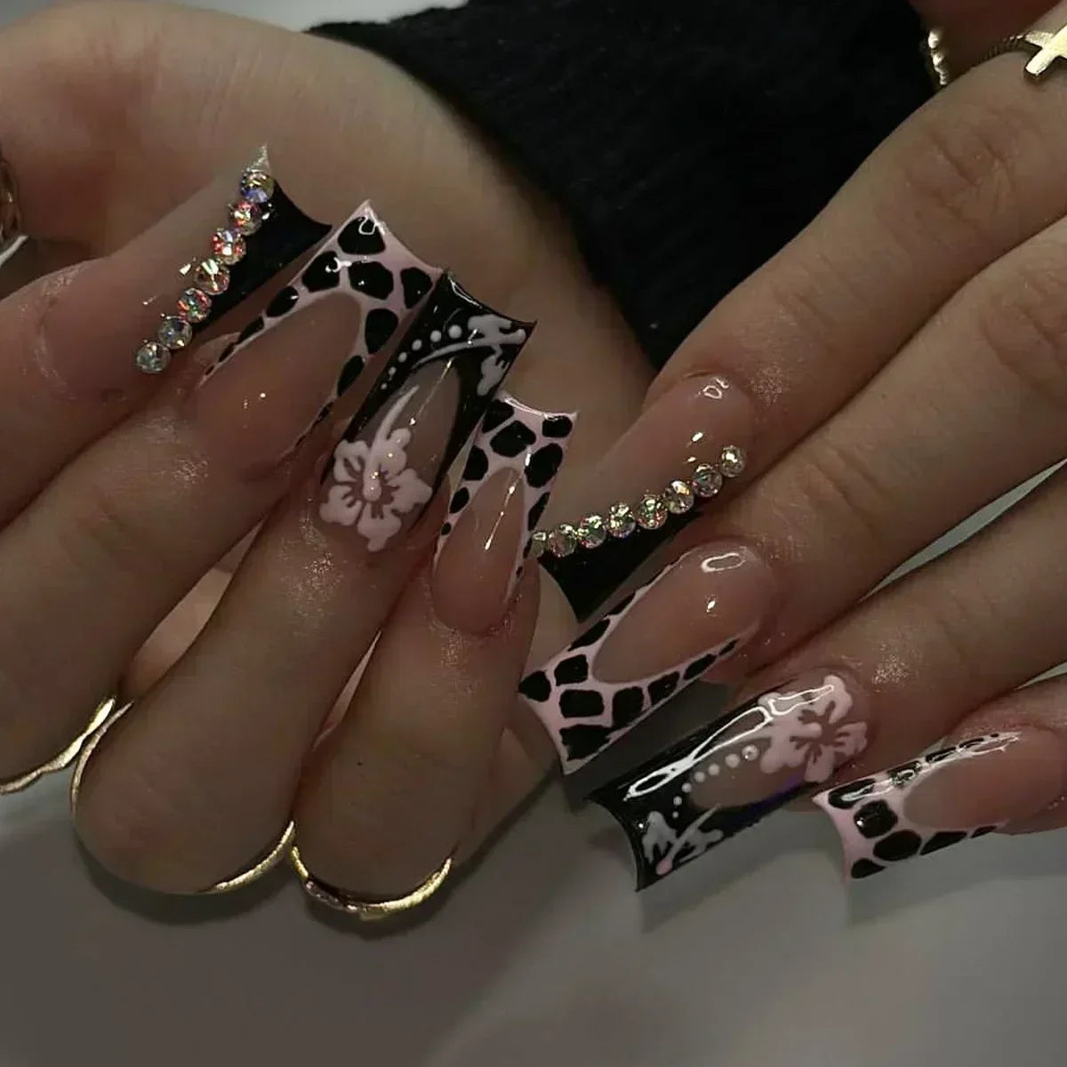 24Pcs Full Cover False Nails with Glue Long Square Coffin Fake Nails French Detachable Ballet Love Pattern Design Press on Nails