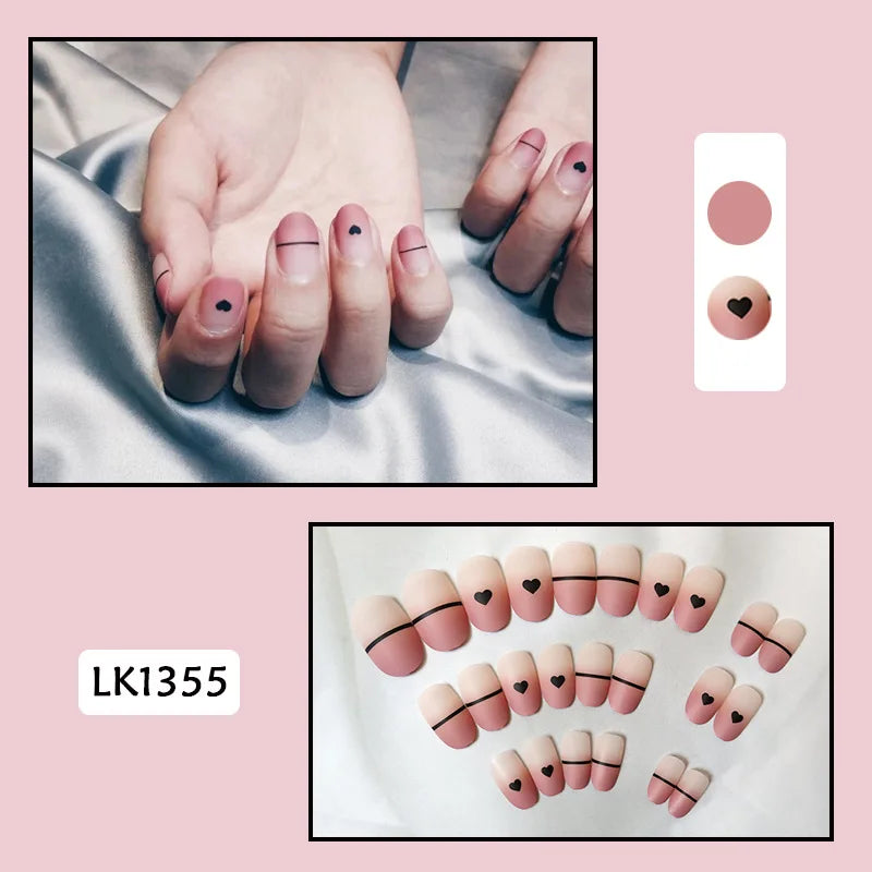 24Pcs New White Daisy Fake Nails Short Simple Detachable Wearable Armor Wearing Reusable False Nails Ballerina Press on Nail Set