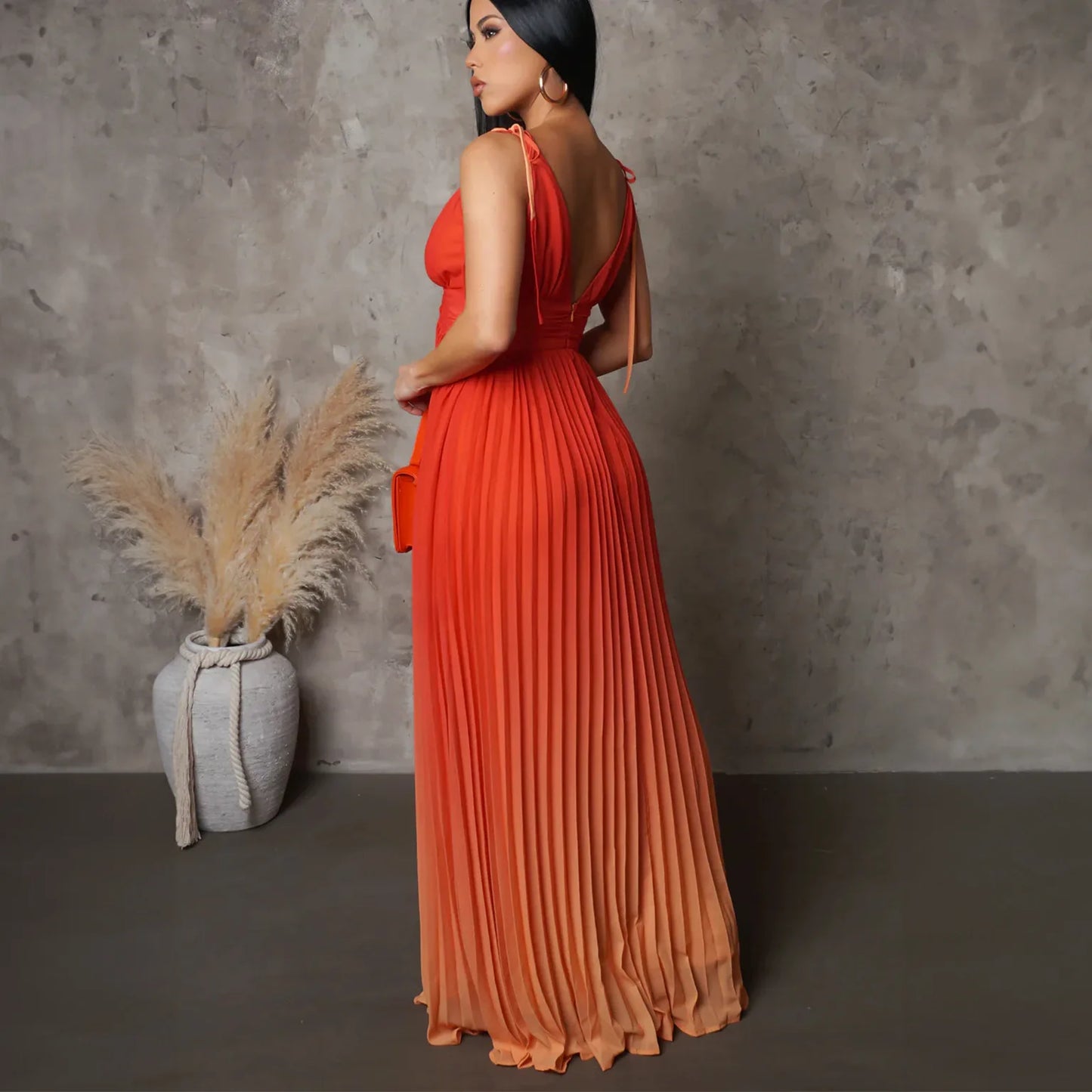 Gradient Color Tie Up Stap Sleeveless Pleated Backless Maxi Dress