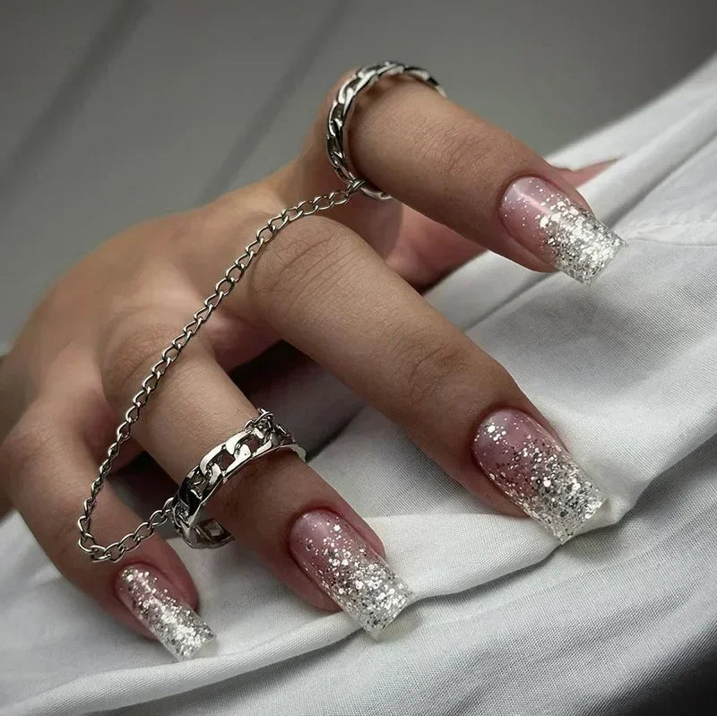 24Pcs Medium Short Square False Nails Glittering Nail Art White Wearable Fake Nail Silver French Full Cover Press on Nail Tips