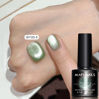 8.5ml Nude Pink Water Light Cat Eye Gel Semi Permanent Holographic Crystal Magnetic Gel Polish For Nail Art DIY Nail Varnish