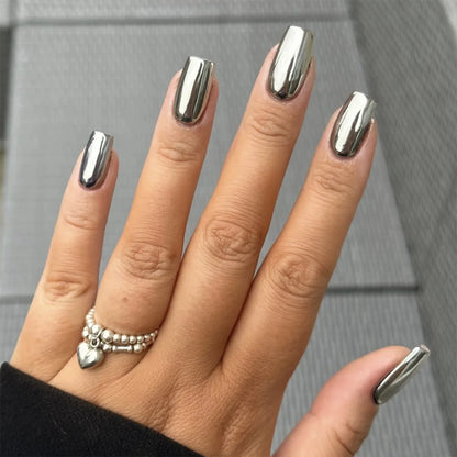 24Pcs Short Square Nude Fake Nails Art White Edge Glossy Artificial French False Nails Removable Full Cover Press on Nail Tips