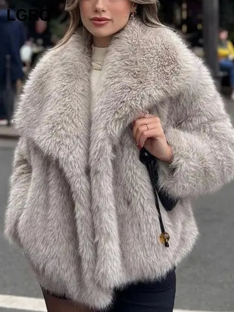 New Autumn And Winter Fashion Women Clothes Turn-down Collar Fur Full Sleeves Cardigan Female Coat Tide 19D242
