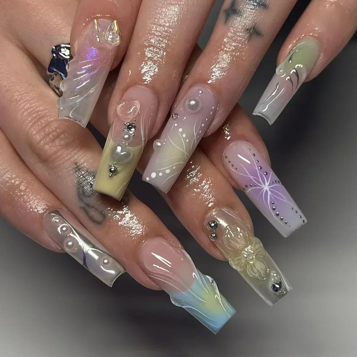 24Pcs Long Ballet French False Nails Pink Butterfly Flower with Rhinestones Wearable Fake Nails Gradient Press on Nail Tips Art
