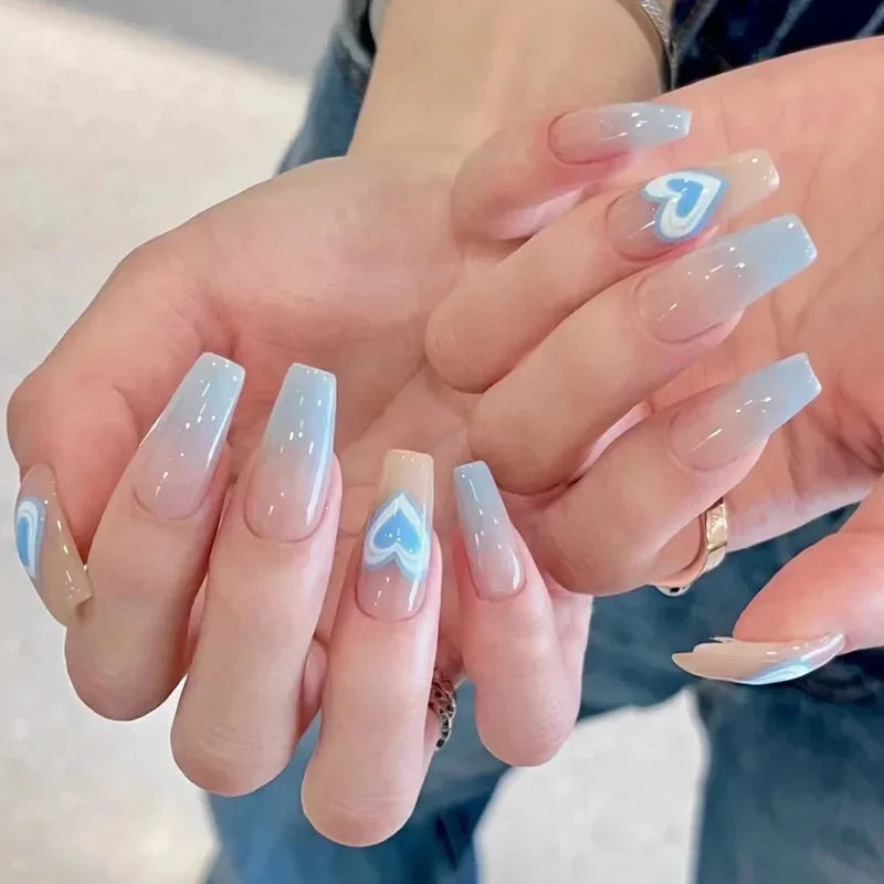 24Pcs New White Daisy Fake Nails Short Simple Detachable Wearable Armor Wearing Reusable False Nails Ballerina Press on Nail Set