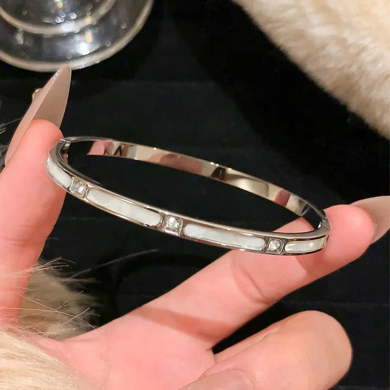 1pc Titanium Steel Silver Bracelet, Fashionable Classic Style, Stainless Steel Bracelet,Inlaid With Zircon,