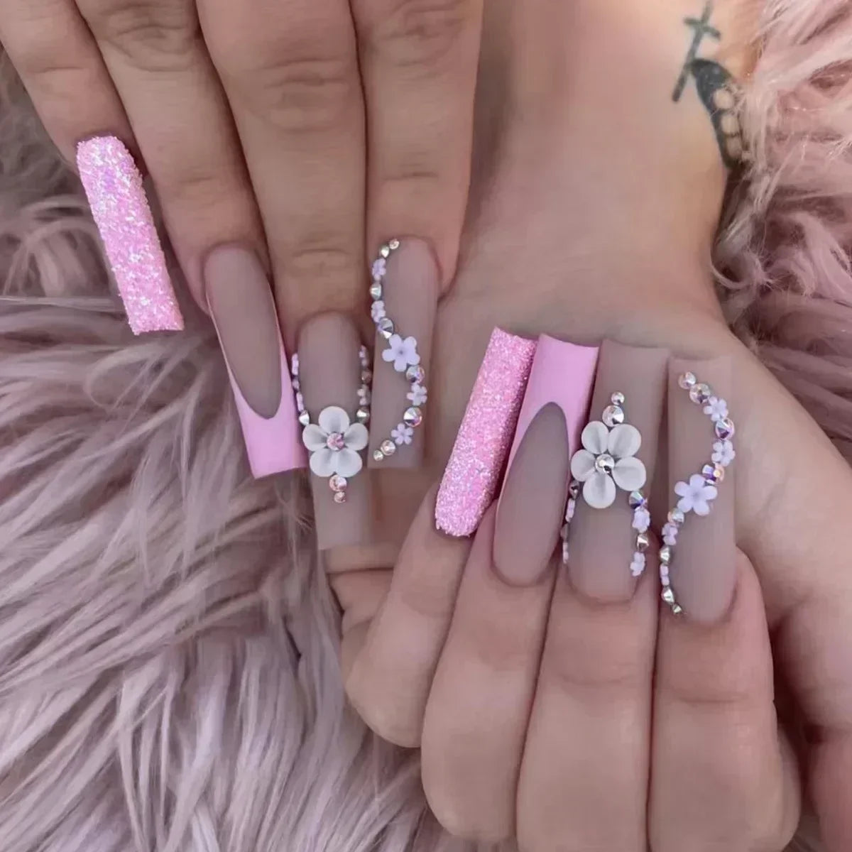 24Pcs Long Ballet False Nails Pink Butterfly with Rhinestones French Design Wearable Fake Nails Glitter Press on Nails Tips Art