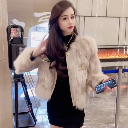 Autumn Winter Short Faux Fur Ladies Coat Round Neck Long Sleeves Fur