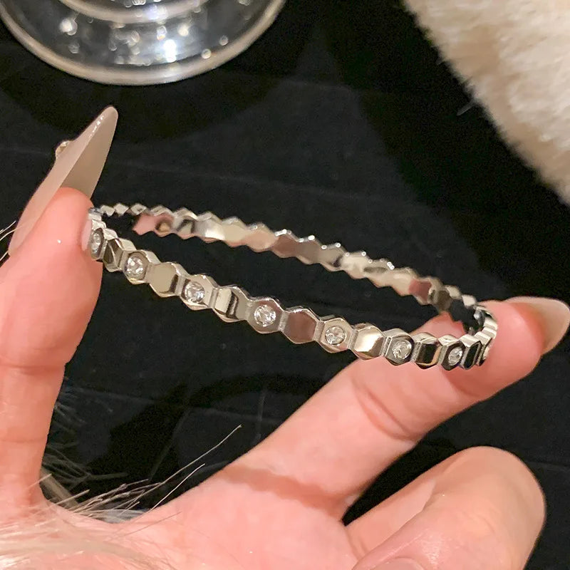 1pc Titanium Steel Silver Bracelet, Fashionable Classic Style, Stainless Steel Bracelet,Inlaid With Zircon,