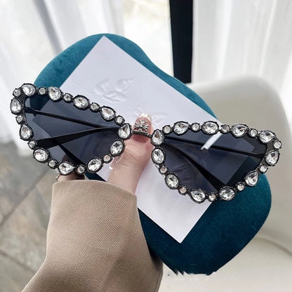 New Diamond Sunglasses Women Luxury Cat Eye Sun Glasses Trends Personalized Shades INS