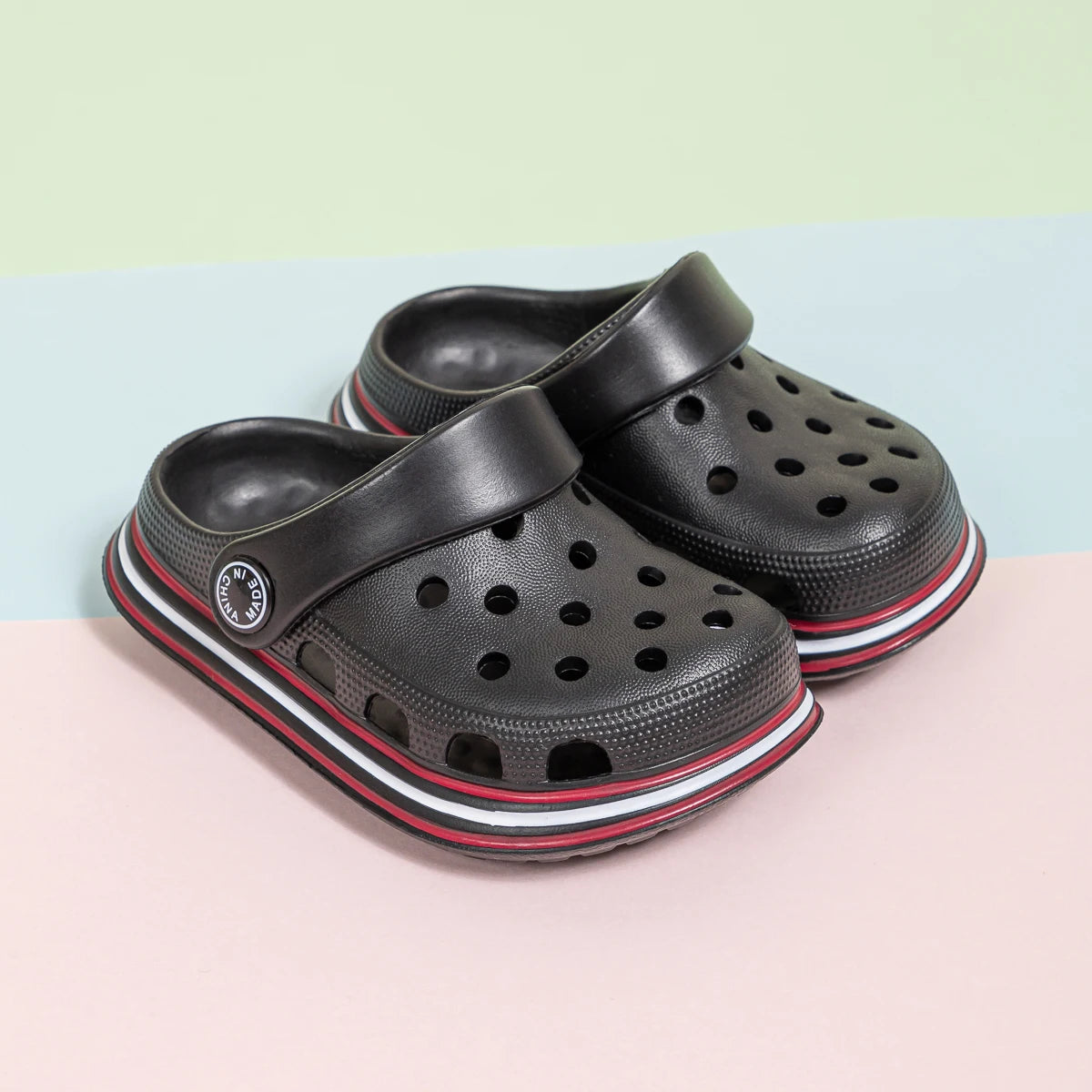 Summer Boys Girls Toddler Garden Clogs Non-Slip Breathable Sandals Children Lightweight Slip-on Beach Pool Shower Slippers