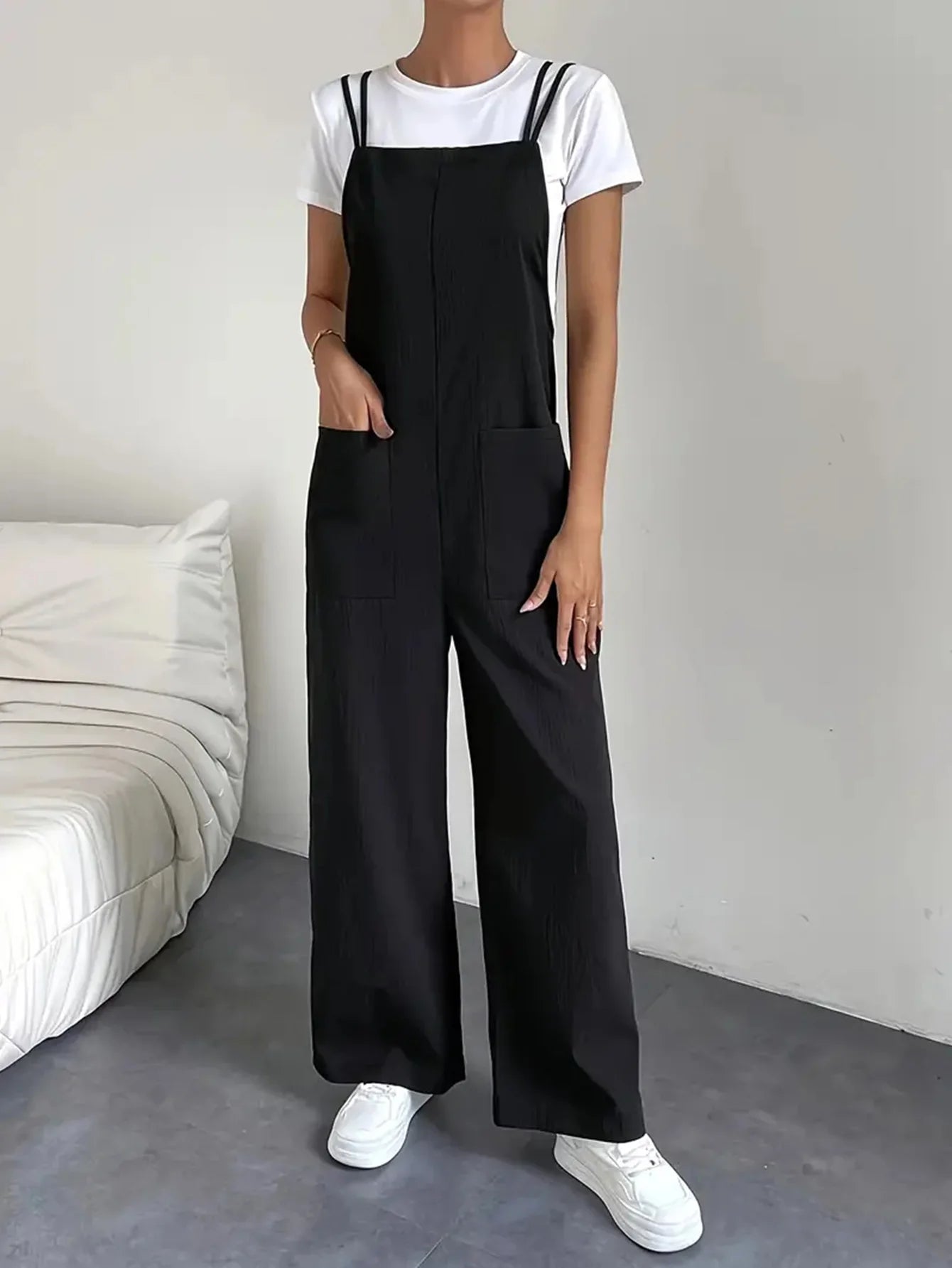 Fashionable temperament, casual camisole jumpsuit