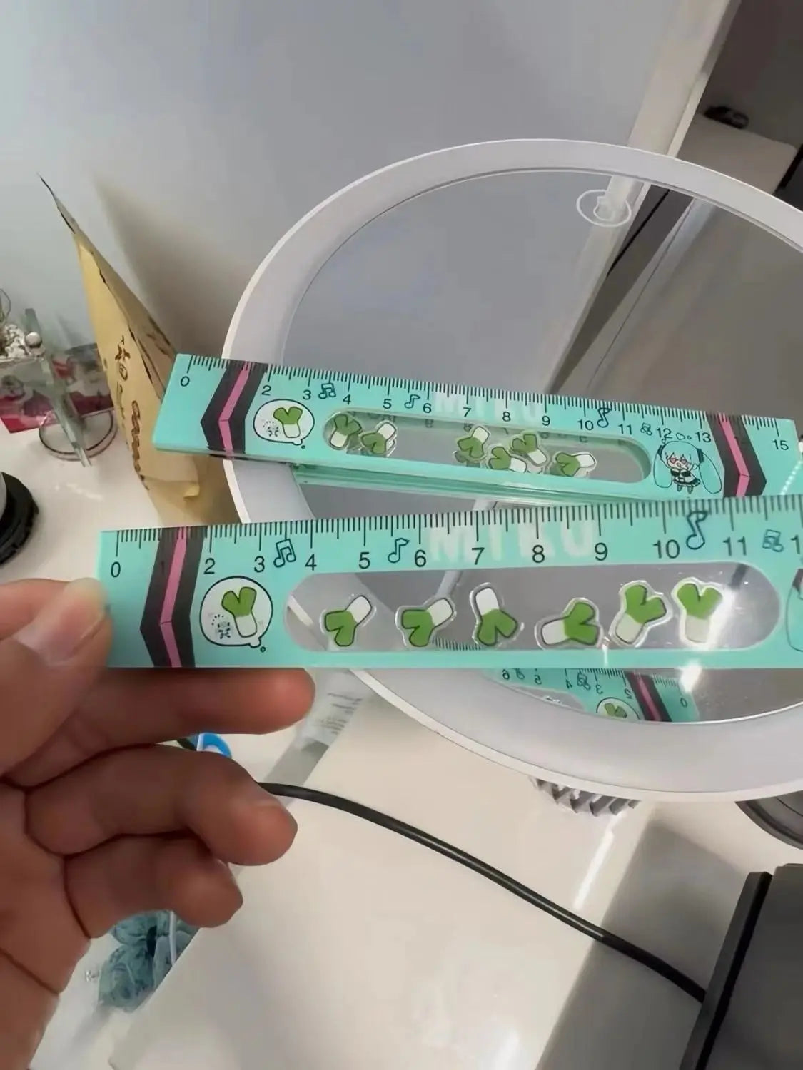 Hatsune Miku anime two-dimensional shaker ruler creative cartoon cute ruler 15cm kawaii student stationery supplies wholesale