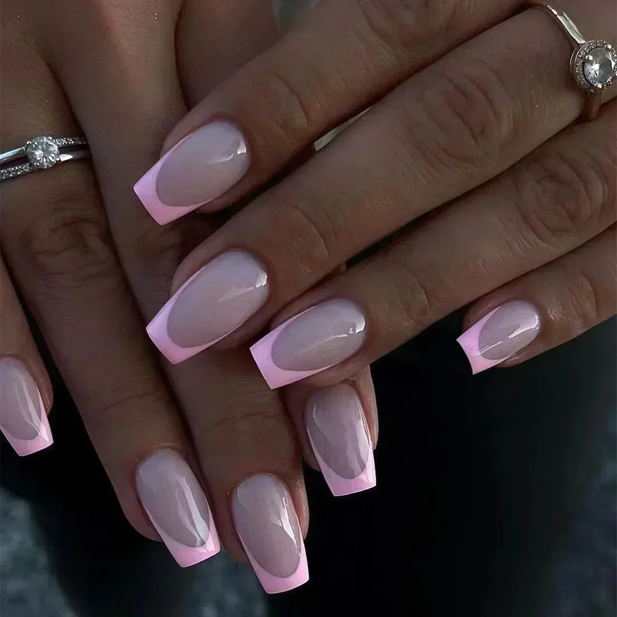 24Pcs French Tip  Press on Nails Short Coffin False Nails Simple Wearable Fake Nails Frosted Full Cover Press on Nail Tips Art