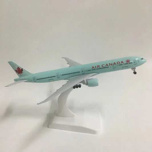 Aircraft Model Canada 777 B777 Aircraft Diecast Metal 1/400 Scale Miniature Airplane Model Planes Home Ornaments For Model Kit