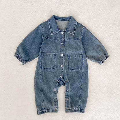 New autumn baby clothing, 0-3 year old male and female babies, denim teddy bear embroidered long sleeved jumpsuit, crawling suit