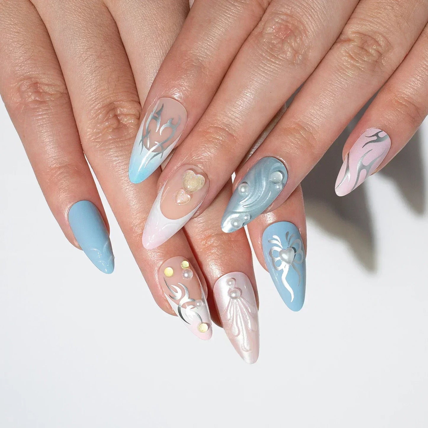 24Pcs Short Round Head Almond Fake Nails with Flowers Grass Pattern Wearable False Nails Tips Summer Full Cover Press on Nails