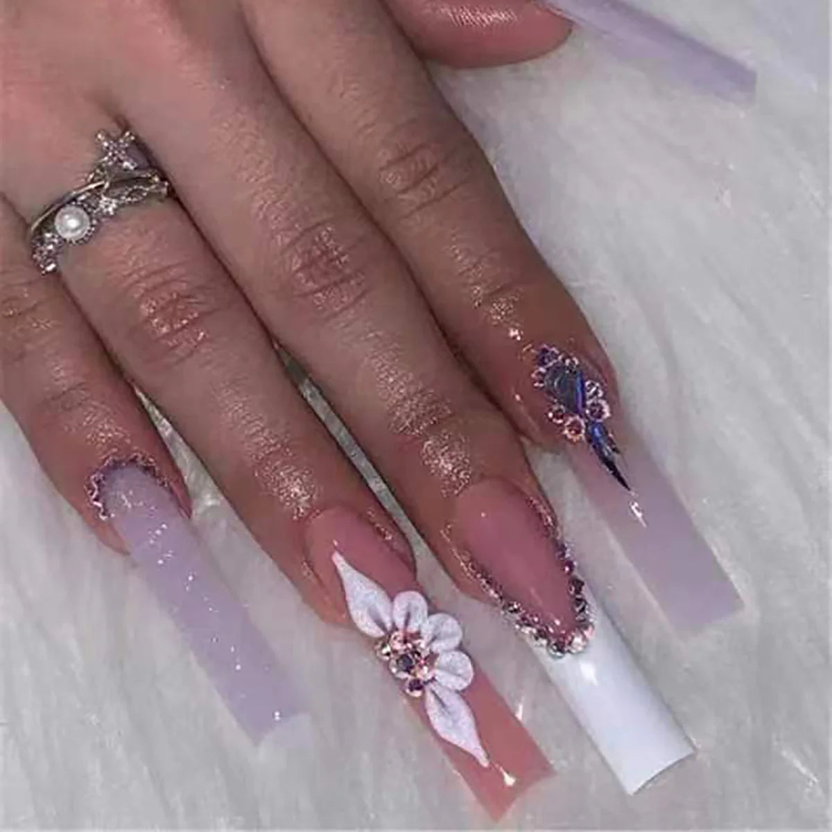 24 Piece Long Coffin Style Glossy Gradient&flower Pattern 3D Rhinestone Decoration Complete Set of Abs Fake Nail Set