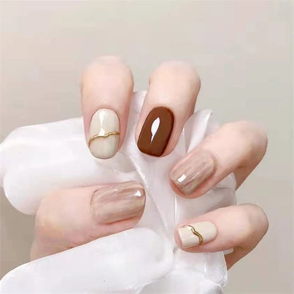 24Pcs New White Daisy Fake Nails Short Simple Detachable Wearable Armor Wearing Reusable False Nails Ballerina Press on Nail Set